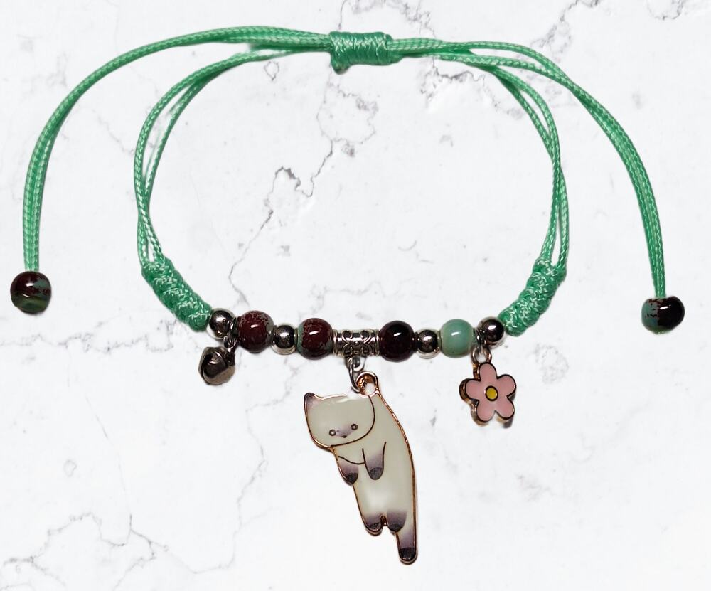 Dangling Siamese Cat Bracelet